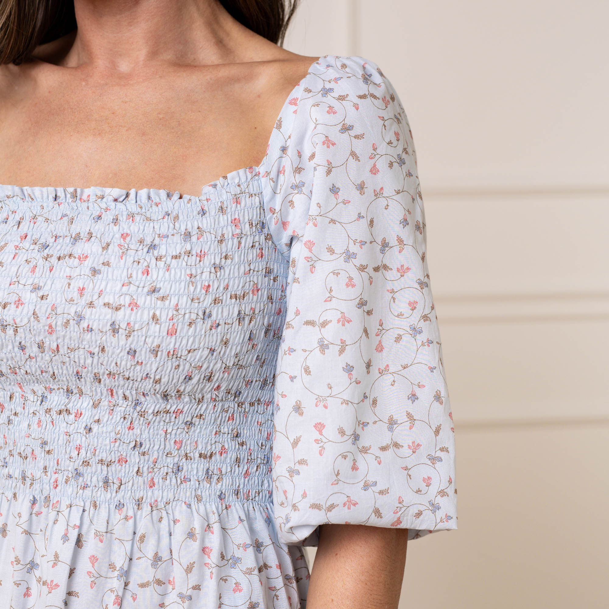 Hope & Henry Women's Smocked Bubble Sleeve Dress - Pale Blue Vintage Floral - 12 Hope & Henry Women's Smocked Bubble Sleeve Dress - Pale Blue Vintage Floral - 12